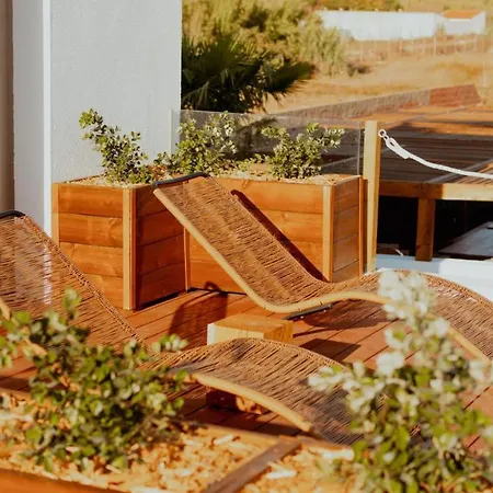 Hostel The Salty Surf & Yoga *