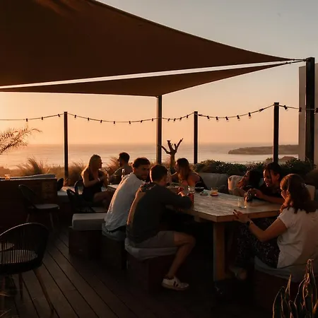 Hostel The Salty Surf & Yoga Ferrel (Leiria)