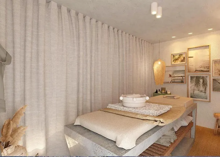 Hostel The Salty Surf & Yoga *