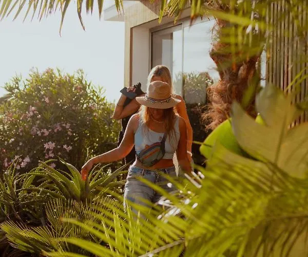 Hostel The Salty Surf & Yoga Ferrel (Leiria)