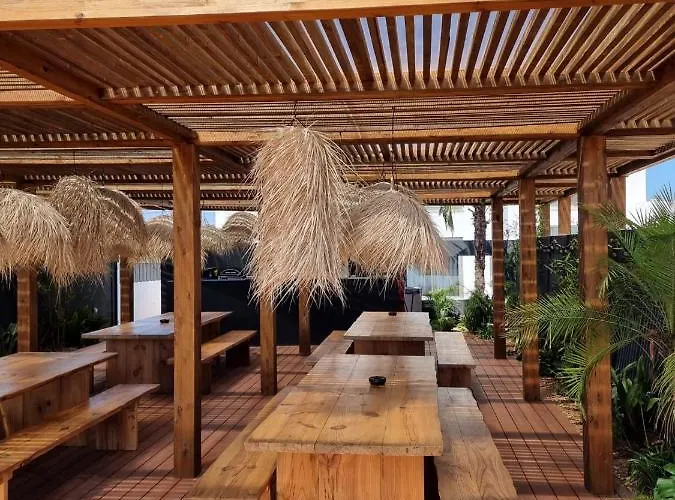 Hostel The Salty Surf & Yoga *