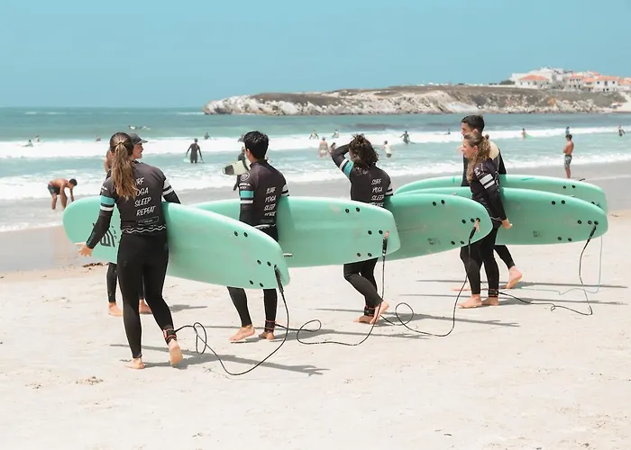 Hostel The Salty Surf & Yoga Ferrel (Leiria)