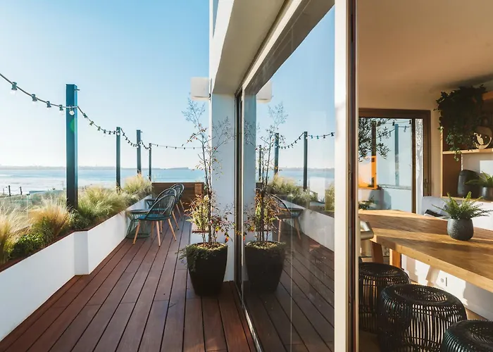 The Salty Surf & Yoga Hostel